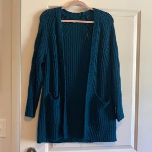 🌱 deep green knit cardigan with pockets